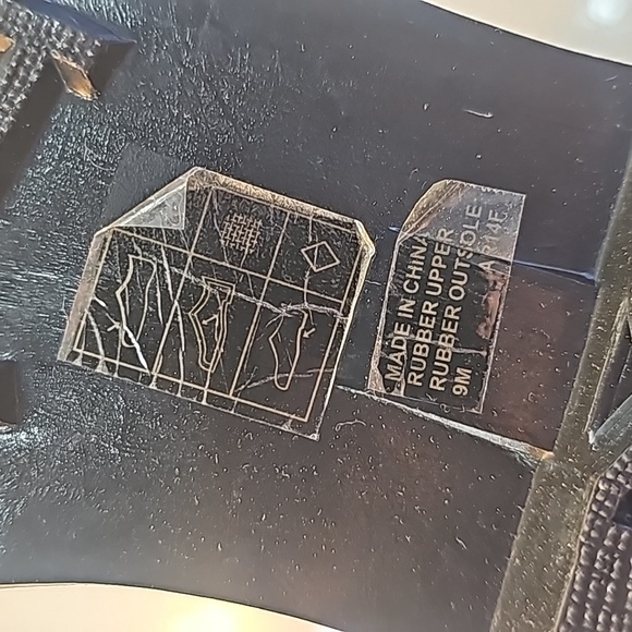 Michael Kors Rainboots 9 - Picture 5 of 5